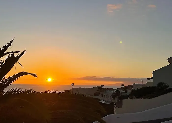 Dhanvantari En Adeje Paradise * Playa Paraiso (Tenerife)